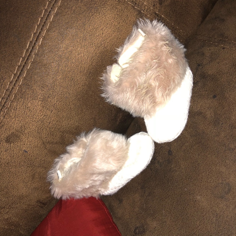 Baby girl fuzzy cream booties